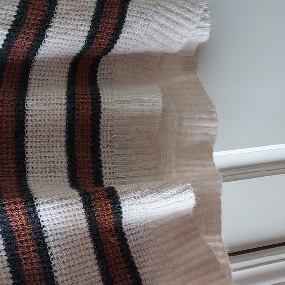 American Eagle s/p long sleeve v neck sweater white black brown - Picture 6 of 11